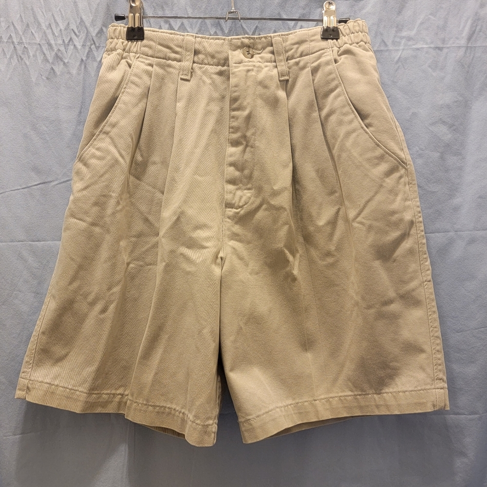 Women's Lee Khaki Shorts Size 8 Color Cream